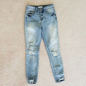 KanCan Medium Wash Distressed Skinny Ankle Jeans
